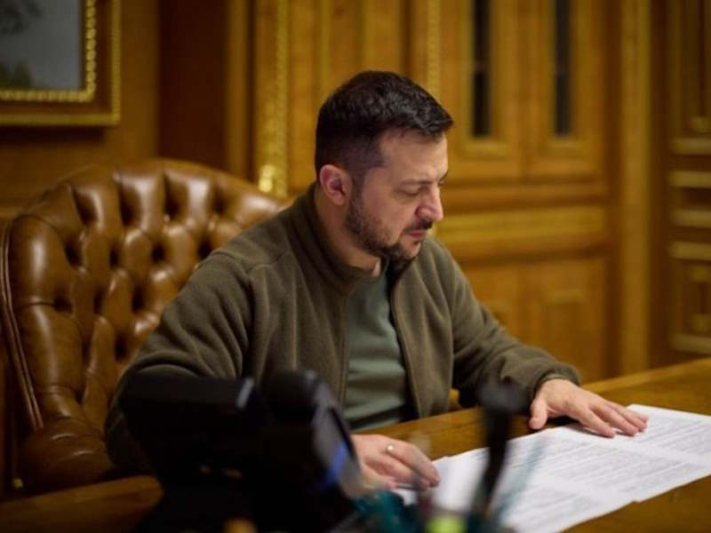 Президент підписав Закон про безперервність страхового стажу при поновленні після незаконного звільнення