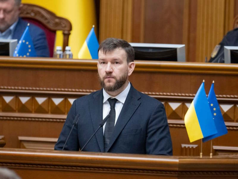 Уряд готує законопроєкт про базову пенсію не менше 6000 гривень