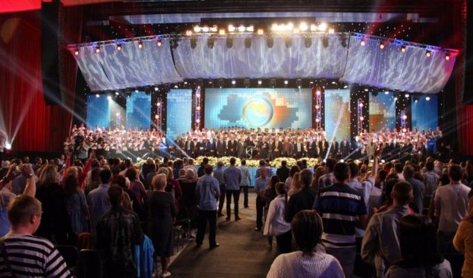 Молитва за Україну зібрала 7000 учасників