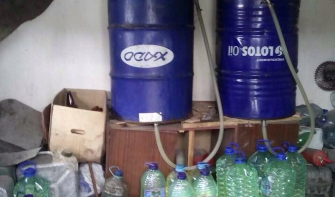 «Фантомівці» припинили незаконний бізнес із закупівлі, зберігання та реалізації бензину 