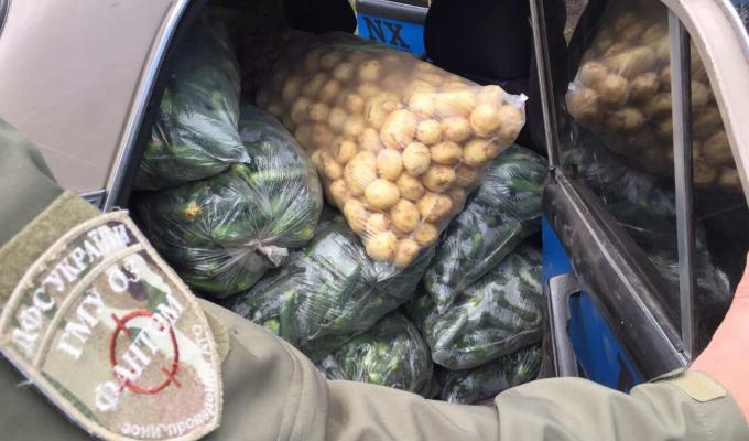 «Фантом» затримав майже три тонни ягід та овочів 