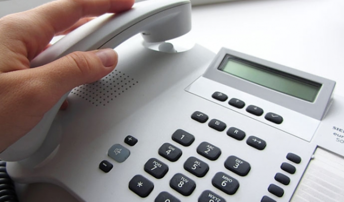 Держмолодьжитло запровадило телефонну «гарячу лінію»