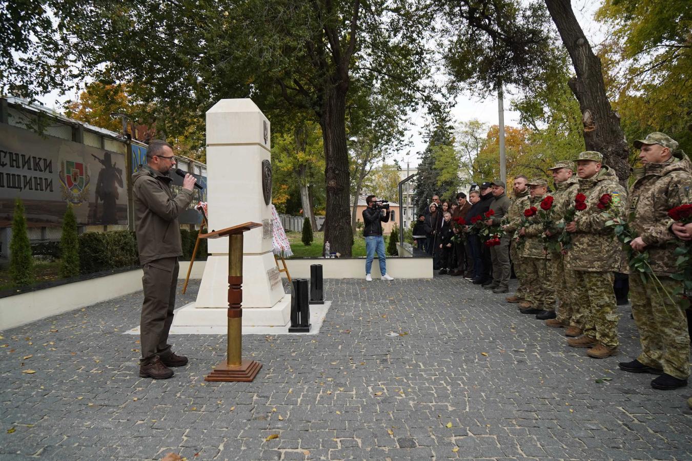 Меморіал загиблим прикордонникам 3 прикордонного загону імені Героя України полковника Євгенія Пікуса створили на Алеї Захисників Луганщини у м. Дніпро