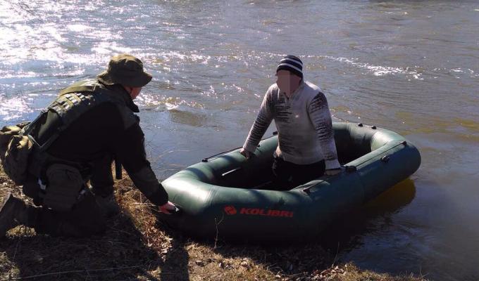 «Фантомівці» затримали гумове «таксі»