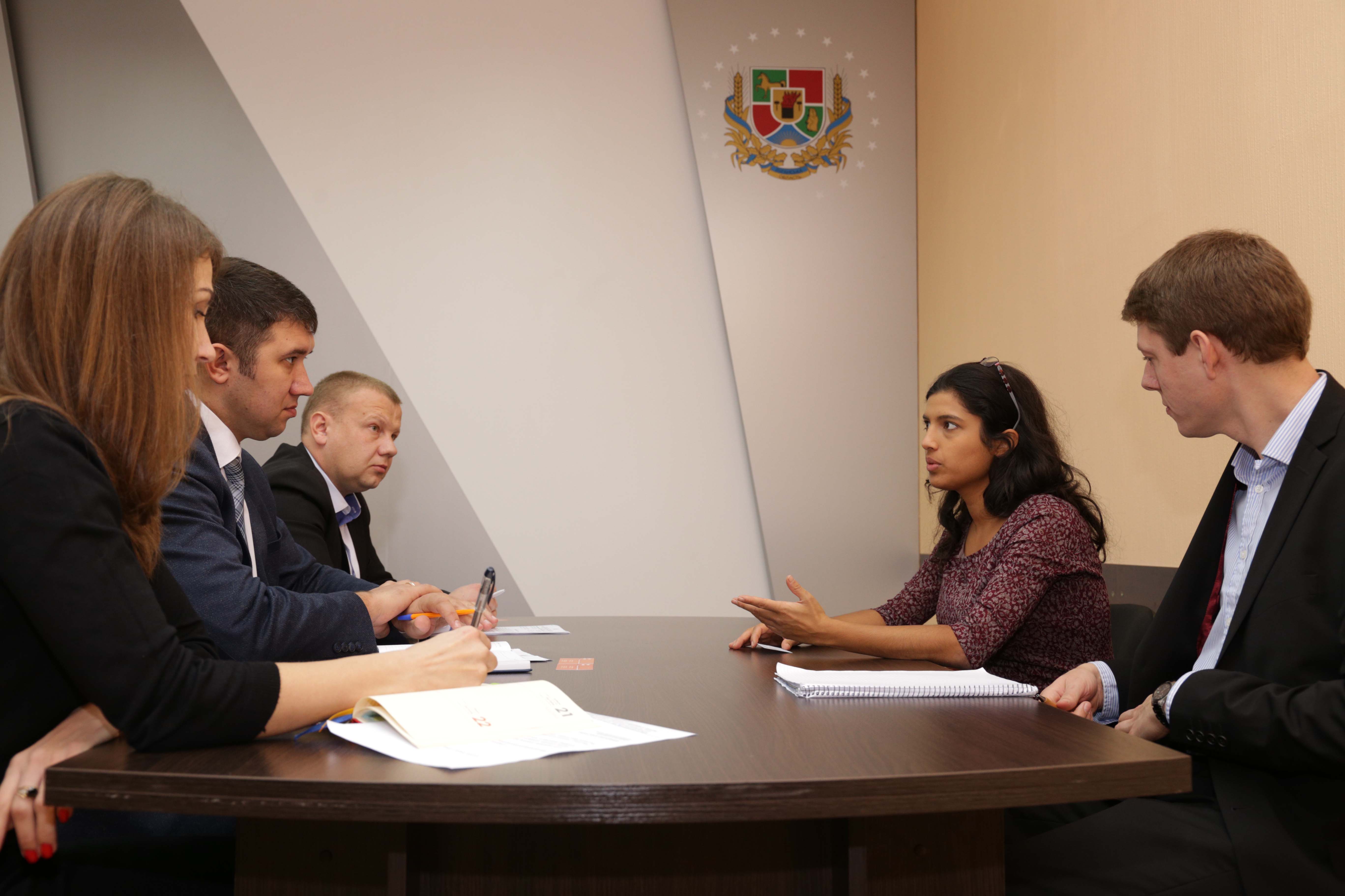 В облдержадміністрації обговорили питання будівництва житла для переселенців із залученням іноземних банків