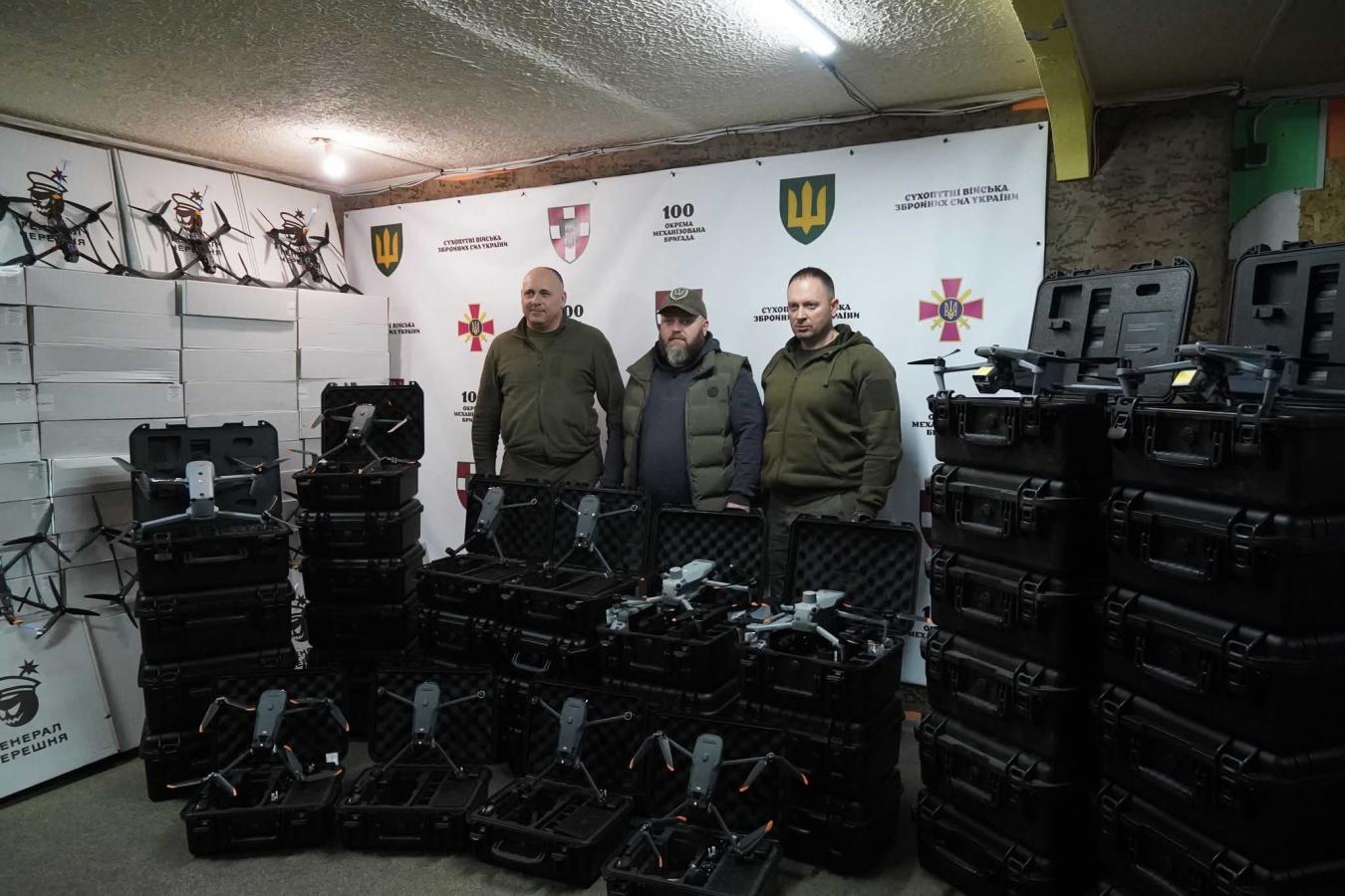 Олексій Харченко передав партію дронів бійцям 100-ої окремої механізованої бригади