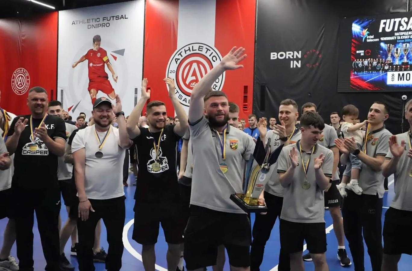 «Будівельник» з Лисичанська – володар кубка та срібний призер чемпіонату Дніпропетровщини з футзалу