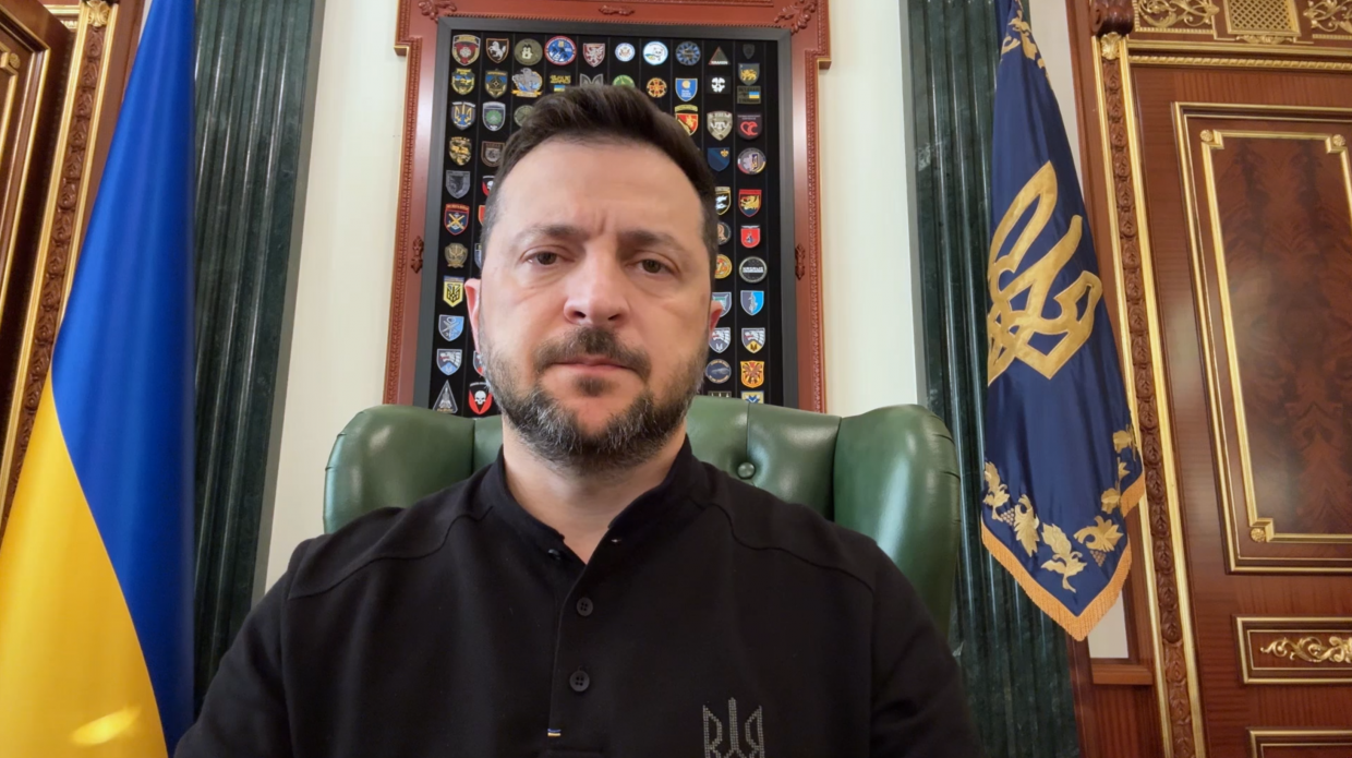 Росія зараз завдає ударів по всіх у світі, хто прагне миру – звернення Президента