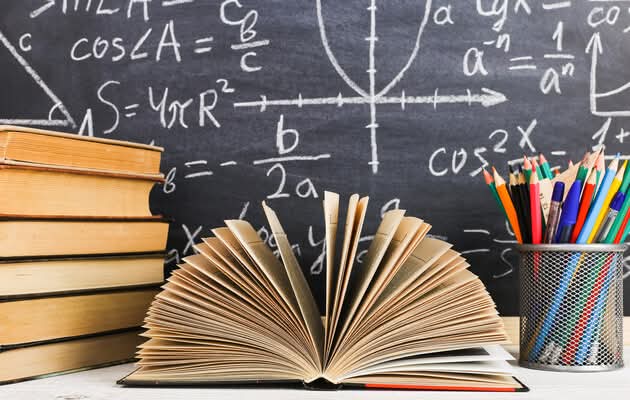 До 1  вересня родини ВПО з Білолуцької громади отримали допомогу на канцтовари