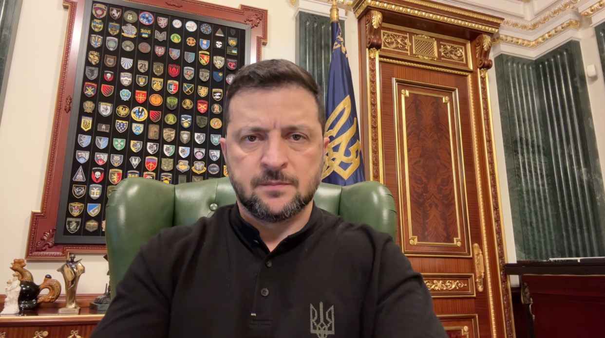 Путін бреше лідерам, які з ним досі ще розмовляють, коли каже, що окупаційний контингент досягає якихось там їхніх цілей – звернення Президента