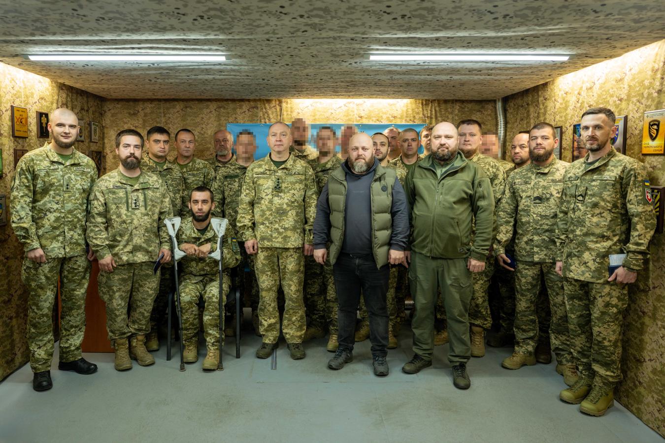 Технічне підсилення та відзнаки за мужність - Олексій Харченко привітав військовослужбовців бригади «Помста» із Днем прикордонника