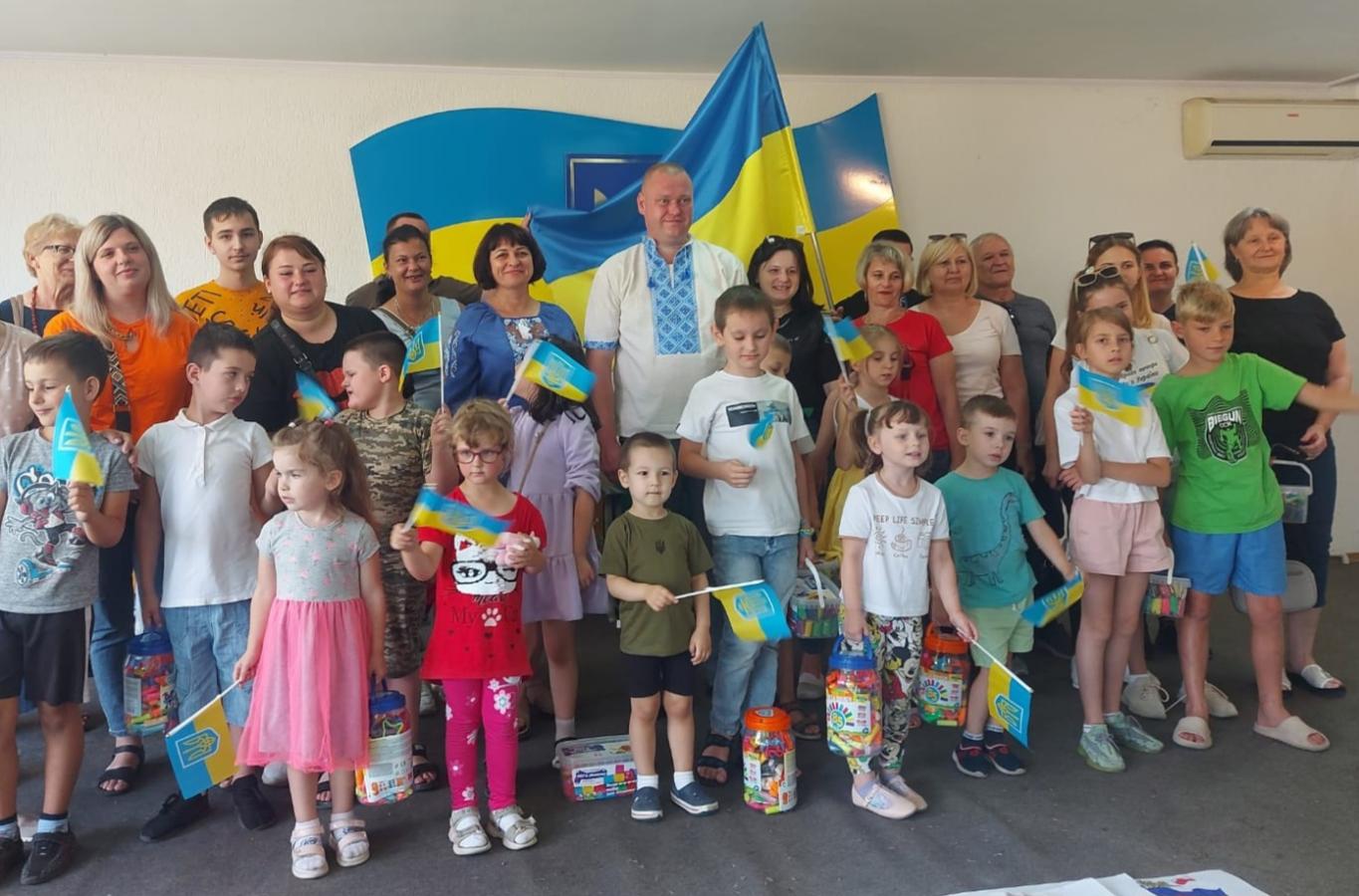 Білокуракине: групи для людей 60+, міжгромадська співпраця з Херсонщиною та «Вишиванка як код нації» – формули єднання переселенців