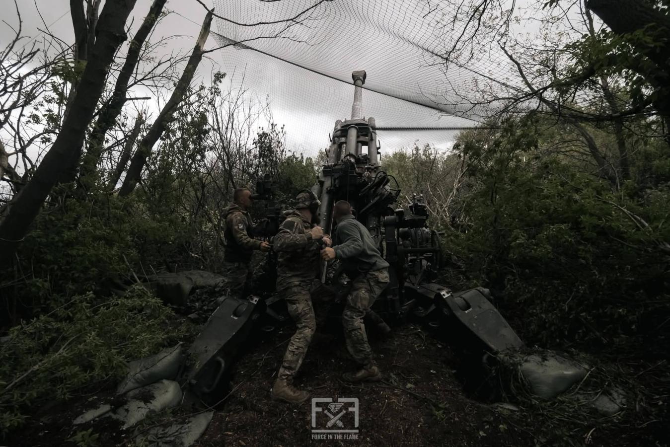 Жителів Сіверськодонецька росіяни сповістили про багатотисячні борги за опалення, окупанти запровадили онлайн вступ до козачих корпусів, ствольну та реактивну артилерію застосував ворог на Луганщині