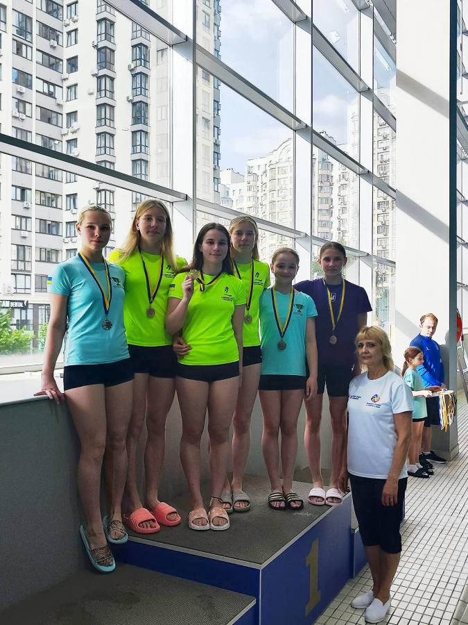 Золоту та срібну медалі вибороли луганчанки на першості країни зі стрибків у воду
