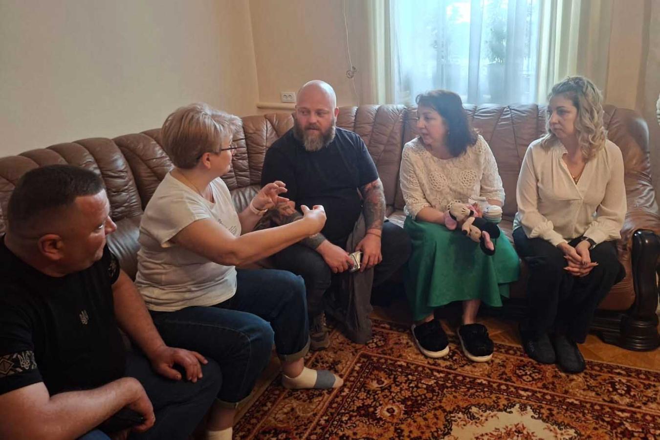 Олексій Харченко побував у дитячих будинках сімейного типу з Луганщини, які переїхали до м. Одеса