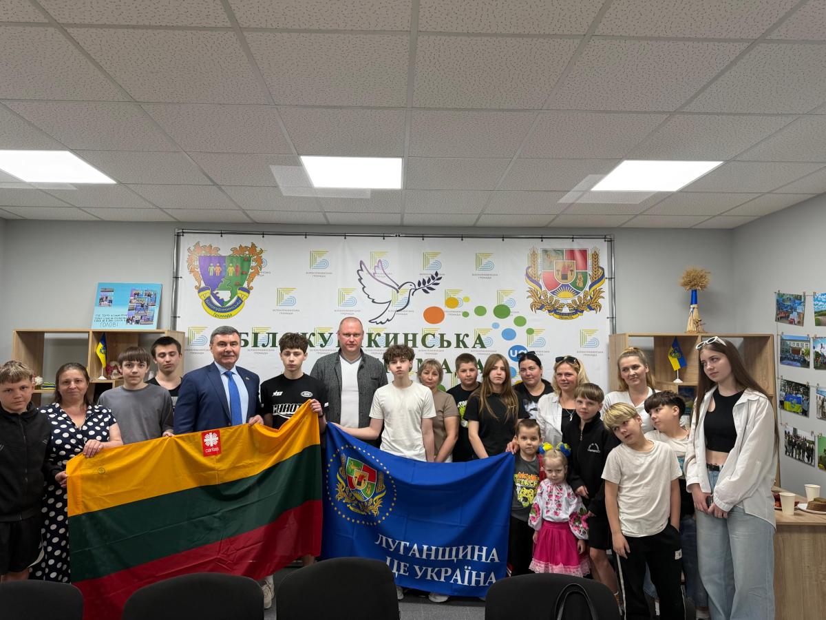 Сім соціальних програм, мільйон гривень на оздоровлення дітей та нові житлові рішення для ВПО: Віталій Антоненко про підтримку жителів Білокуракинської громади