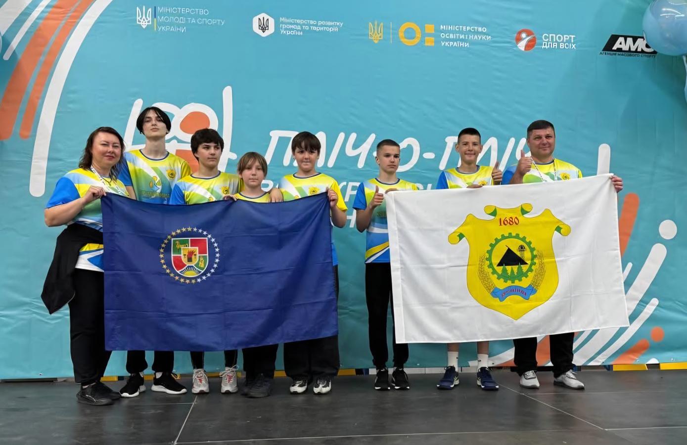 Від Кремінної до всеукраїнського фіналу: команда Луганщини взяла участь у шкільних лігах «Пліч-о-пліч»