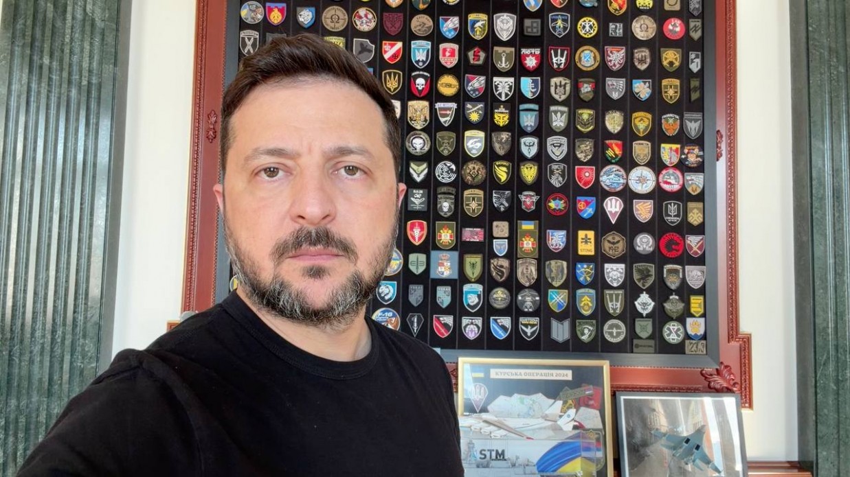 Сьогодні вночі та найближчим часом треба особливо уважно ставитись до повітряних тривог: росіяни підготувались до масованого удару – звернення Президента