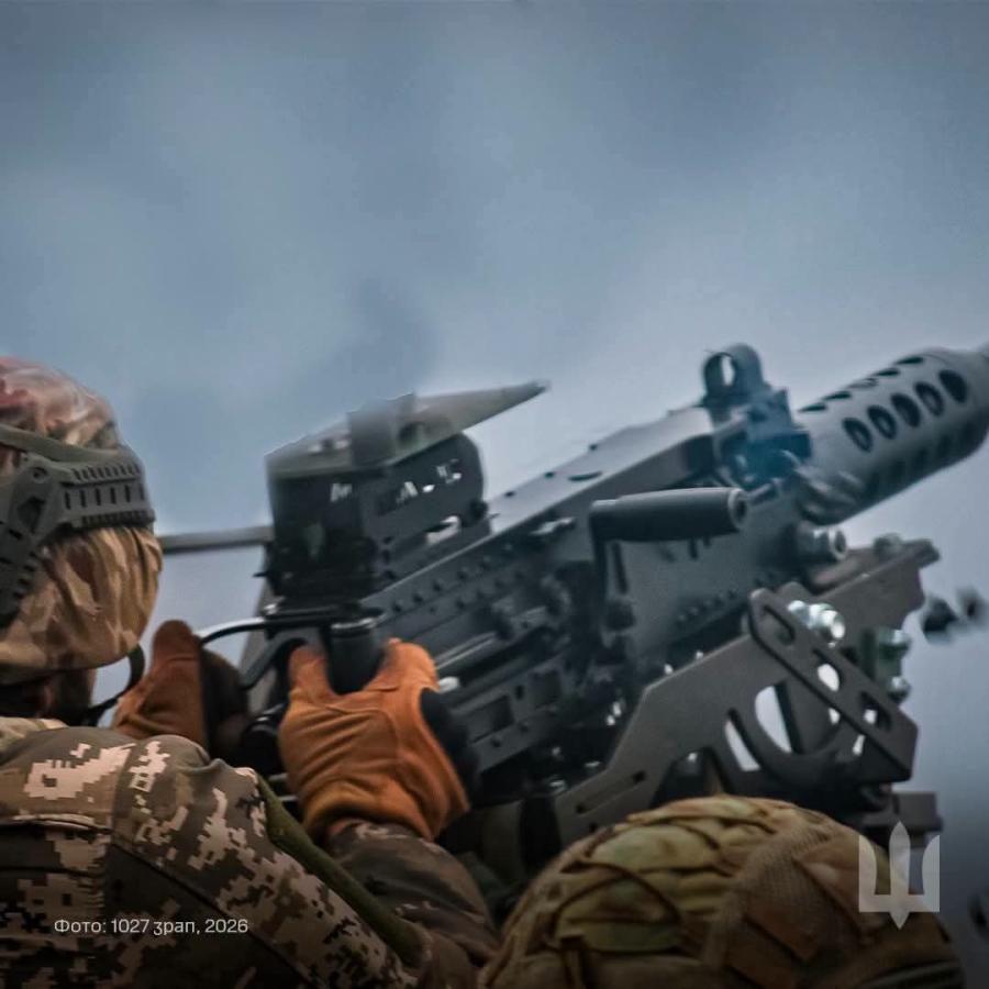 Прифронтові райони "лнр" загарбники залишили без бензину, під час демонтажу багатоповерхівки в Сіверськодонецьку окупанти пошкодили ще одну, дев'ять дронів застосували росіяни на Луганщині