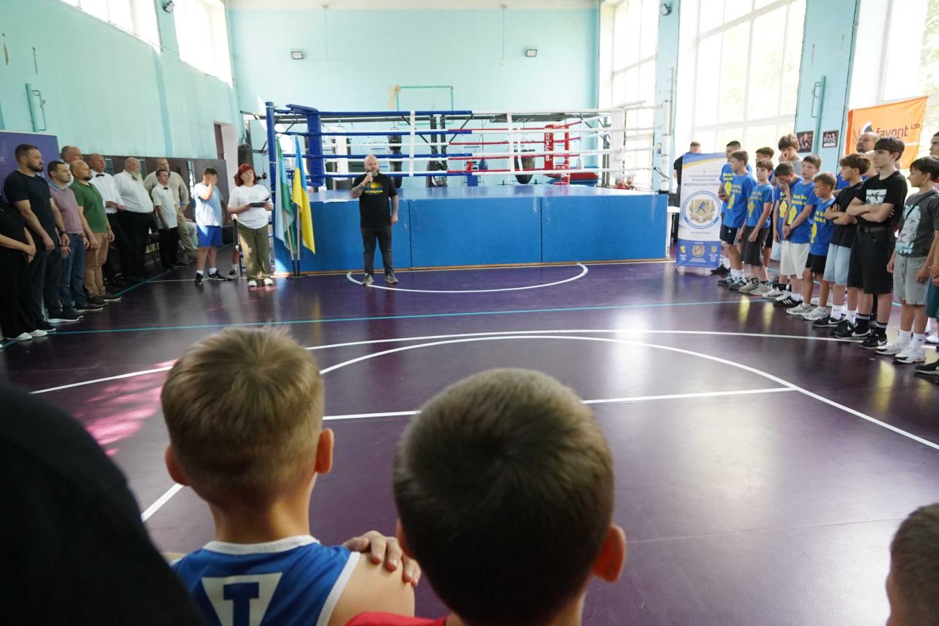 Дитячий турнір з боксу до Дня Конституції організувала  Нижньодуванська громада