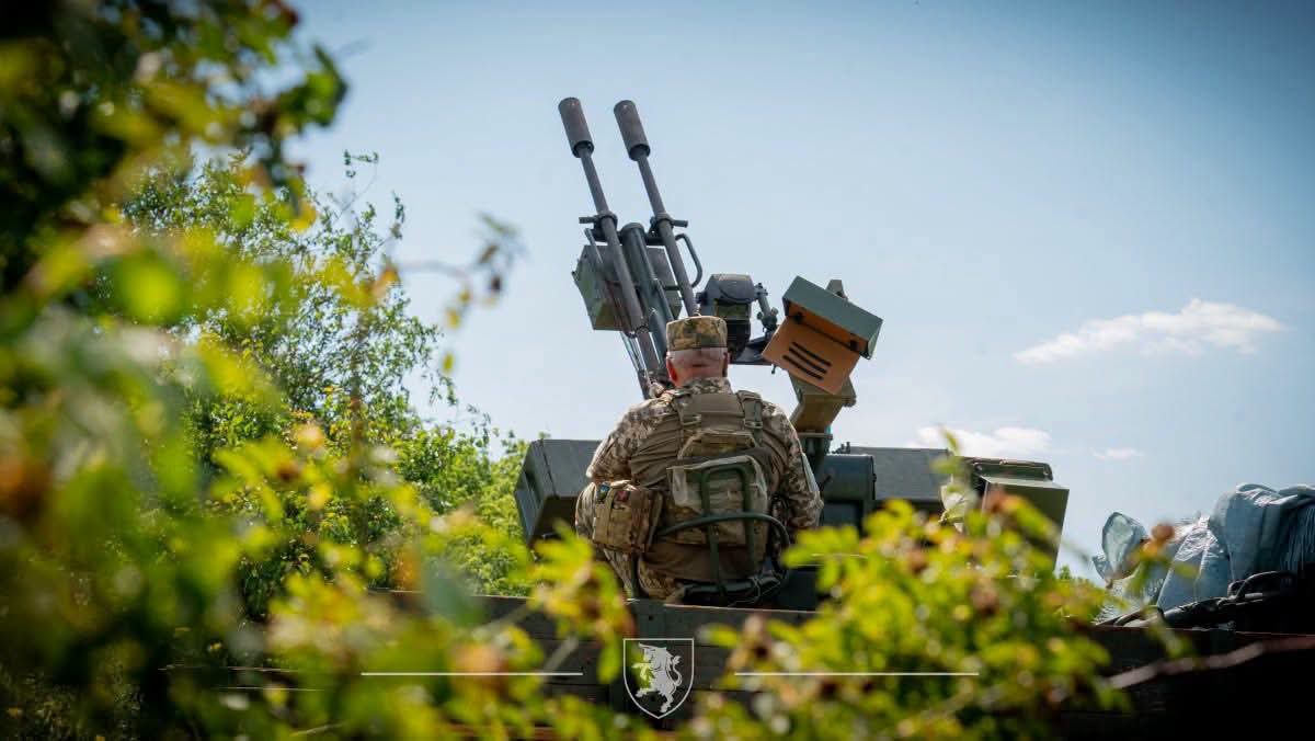 У "лнр" лише шість тисяч осіб окупанти поставили в чергу для переселення з аварійних будинків, понад чотири роки без світла і води живуть у Новодружеську та Привіллі, на Луганщині ворог 13 разів вдарив зі ствольної артилерії