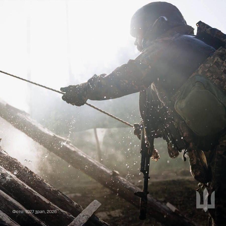 2,5 тис. жителів Привілля і Новодружеська окупанти п'ятий рік залишають без світла і води, учнів із Сіверськодонецька та Лисичанська влітку загарбники змусили працювати в лікарнях пермі, противник шість разів вдарив з артилерії на Луганщині