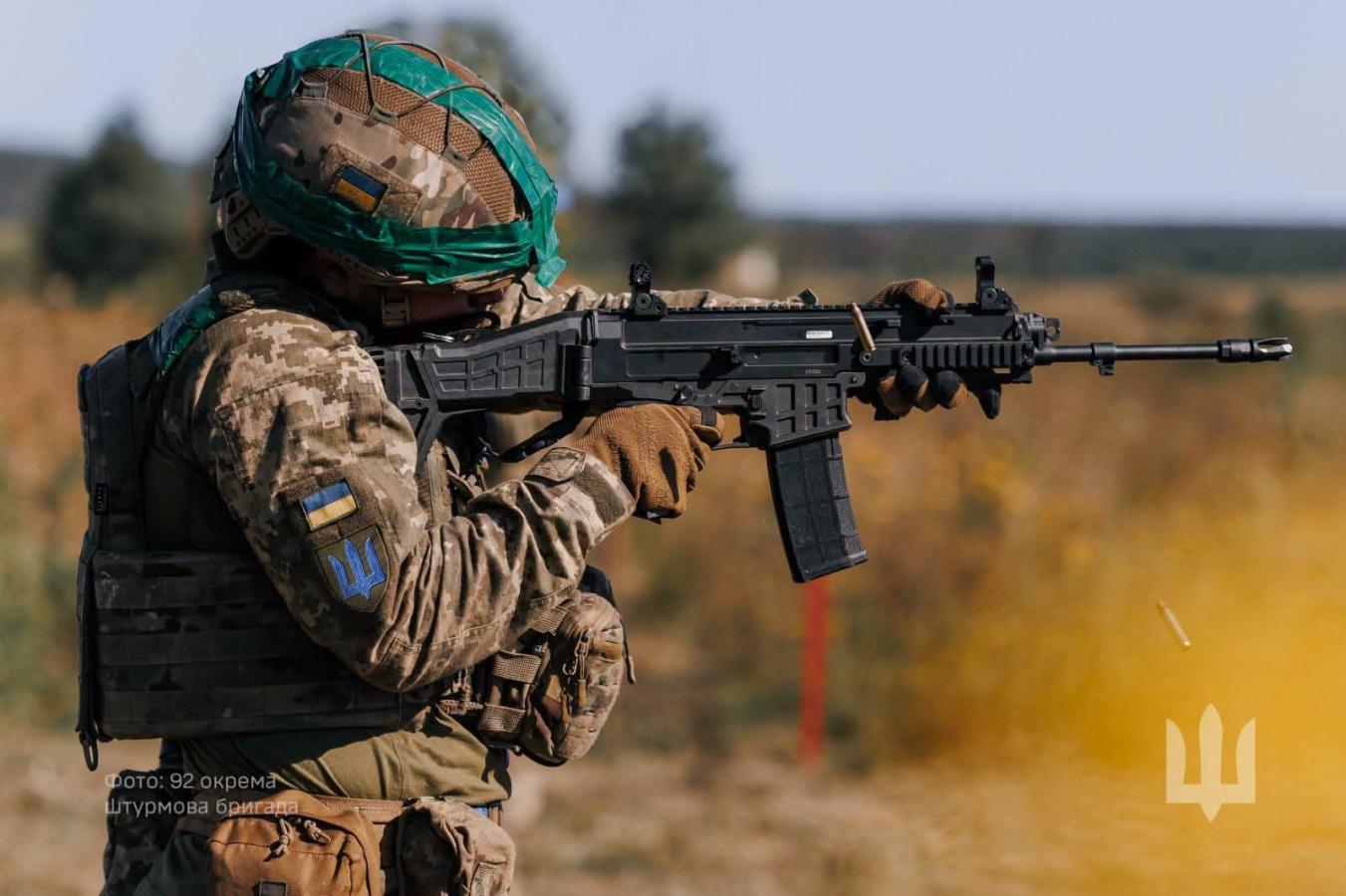 У "лнр" дозволили голосувати за відсутності місцевої реєстрації, у Сіверськодонецьку проблемно зателефонувати до екстрених служб, ворог завдав двох авіаційних ударів на Луганщині