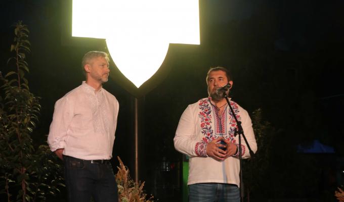 У Сєвєродонецьку урочисто відкрили арт-об’єкт у формі герба України