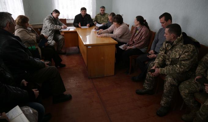 Транспортне сполучення з Кримським тимчасово забезпечать ДСНСники