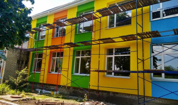 У Міловому триває ремонт дитячого садка «Ластівка»