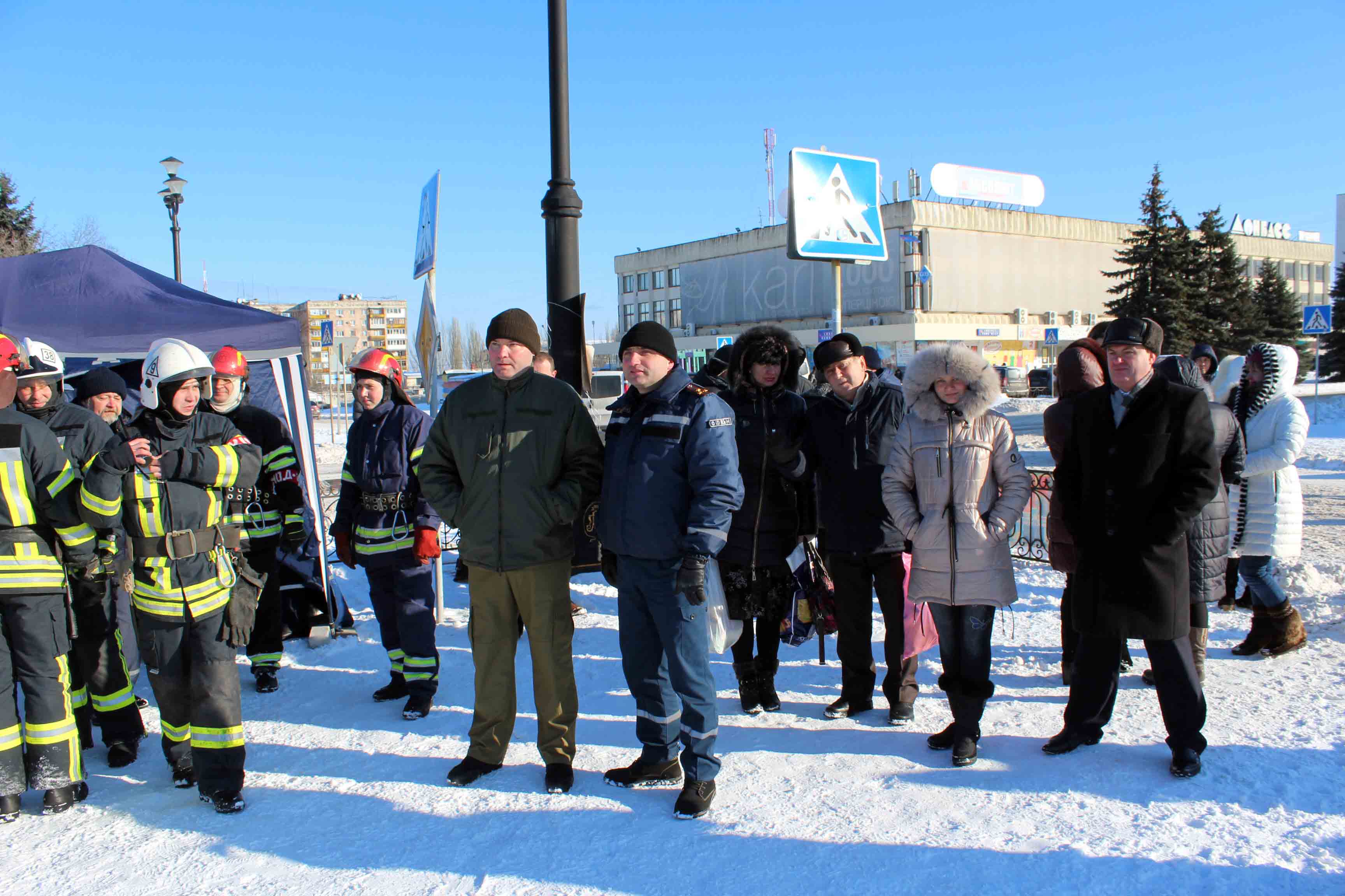 Рятувальники області продемонстрували свою майстерність під час навчань у Лисичанську