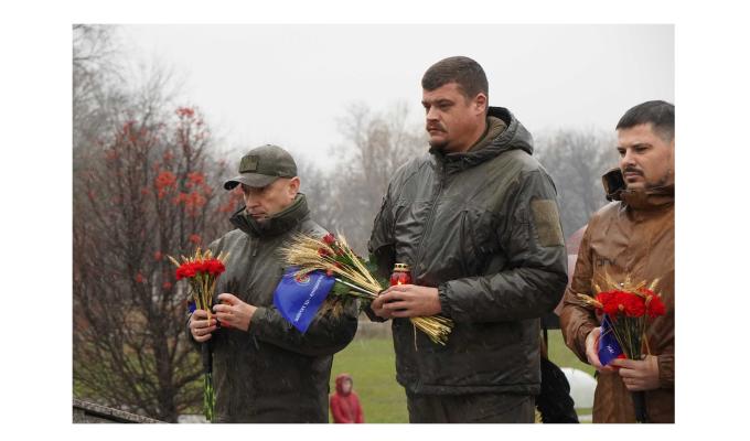 Трагедія, про яку неможливо забути - луганчани вшанували пам’ять жертв Голодомору
