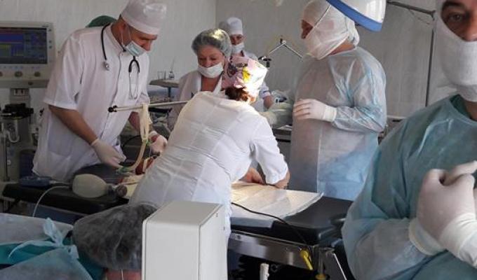 Обласні лікарі за допомогою нового медичного обладнання врятували життя новородженій дитини