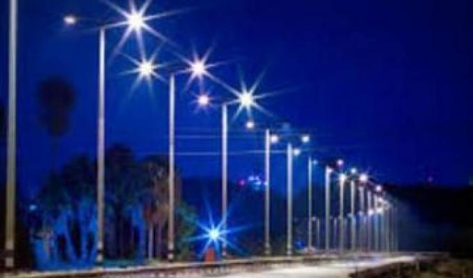 У містах і районах області: завершується реконструкція вуличного освітлення у Міловському районі