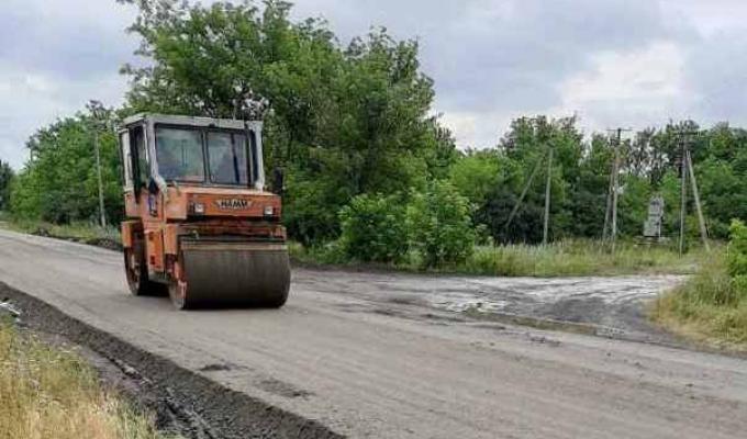 У Міловському районі відновлюють автошляхи