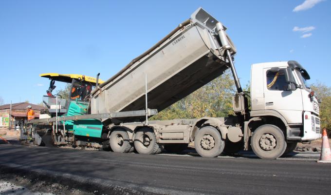 Велике будівництво: дорогу між Новоайдаром та Старобільськом відновлять вже в листопаді