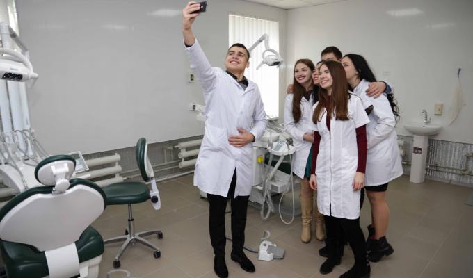 У Луганському державному медичному університеті відкрили стоматологічний центр 