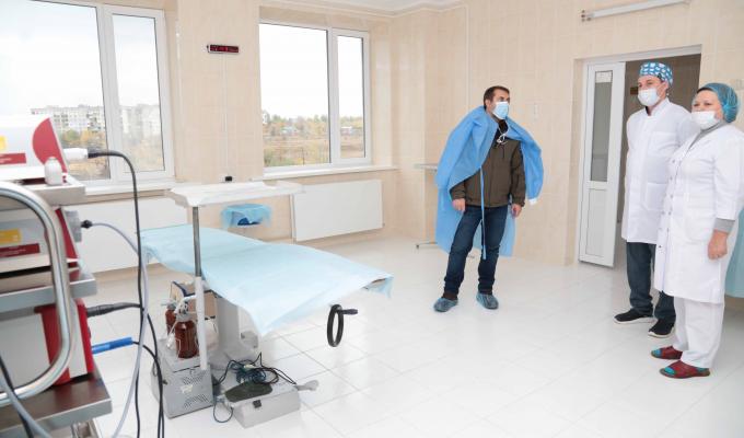 Для Луганської обласної дитячої клінічної лікарні придбано надсучасне лабораторне обладнання. Усі види досліджень для маленьких пацієнтів закладу будуть безкоштовні 