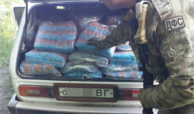 «Фантомівці» Луганщини затримали понад півтони кондитерського маку