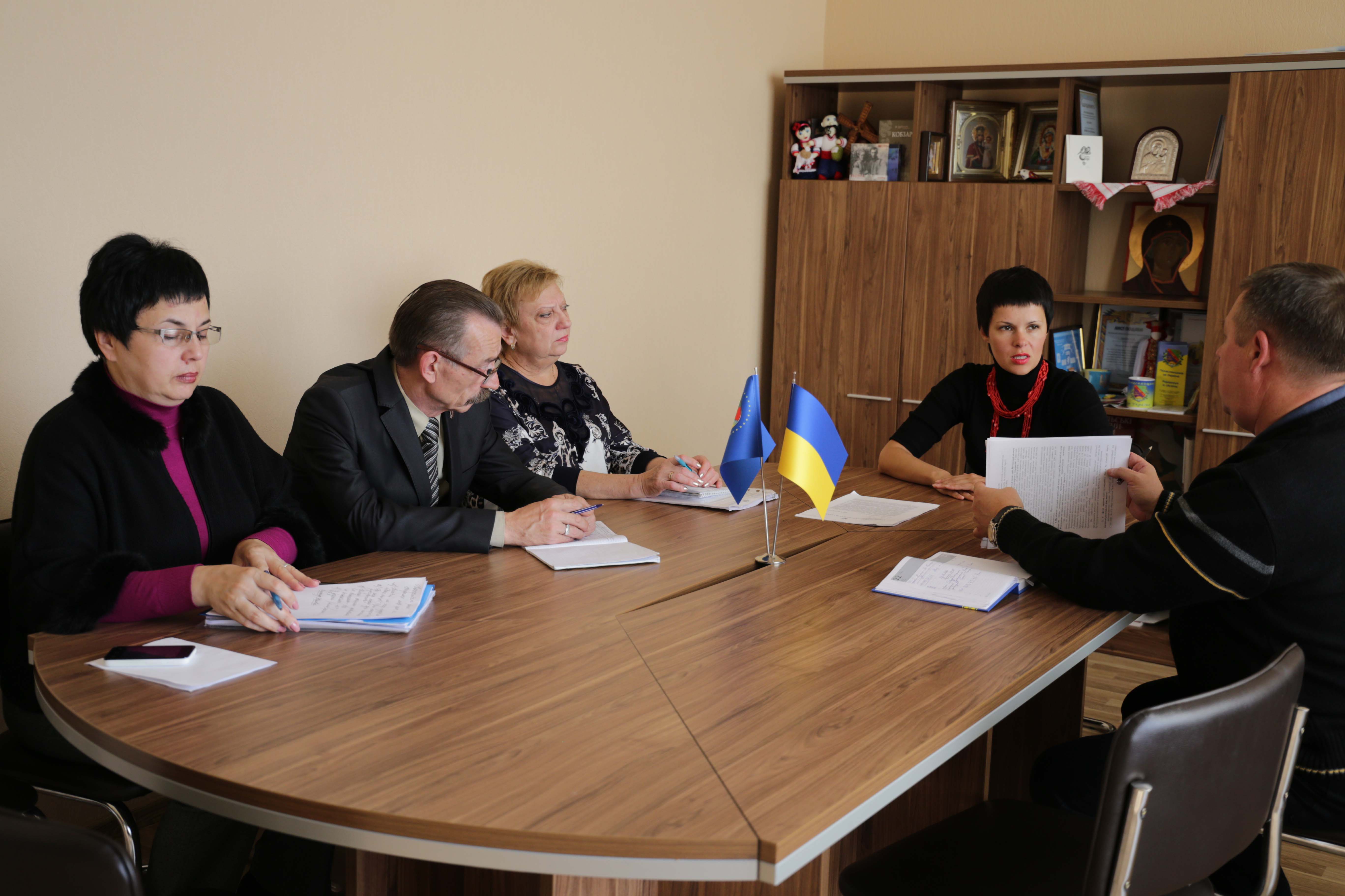 В облдержадміністрації вирішували проблеми національних меншин