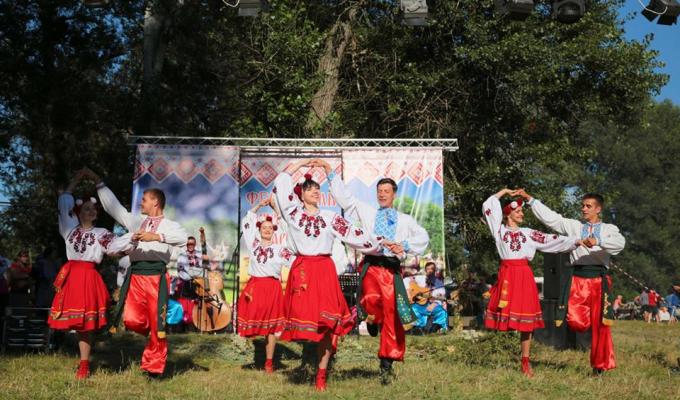 Запрошуємо на обласний фестиваль української народної іграшки та гри