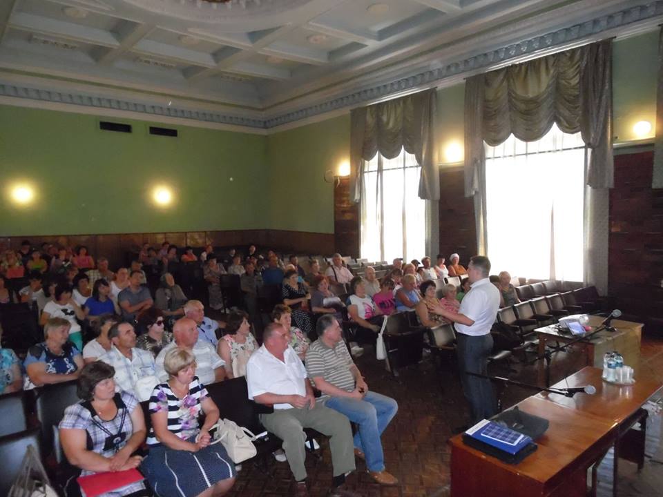 Золоте чи Гірське - у місті Золоте Попаснянського району дискутували щодо визначення адміністративного центру майбутньої об’єднаної територіальної громади