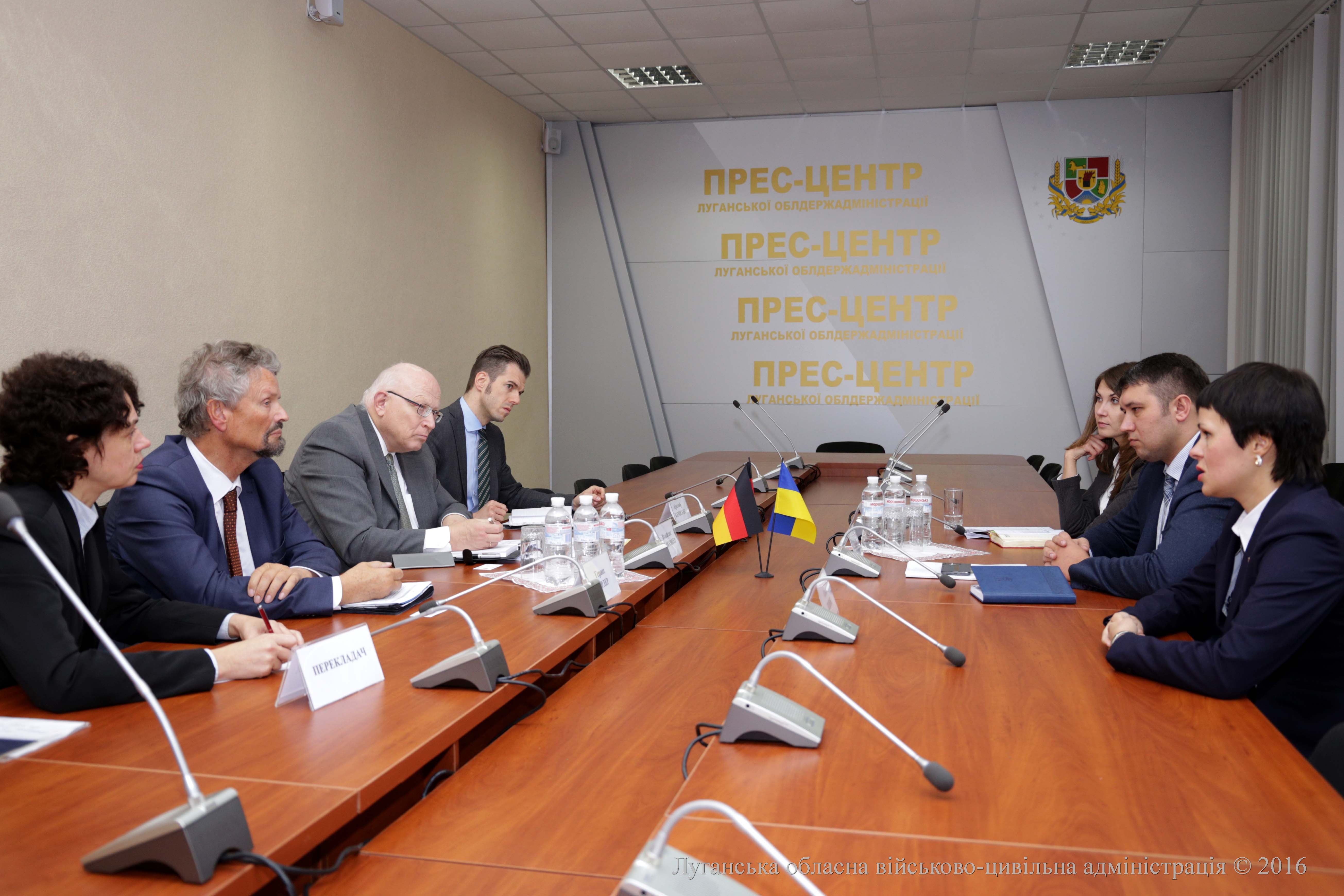 Роман Власенко і Ґернот Ерлер домовились про співробіництво 