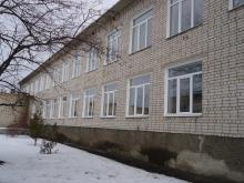 72 учні Трьохізбенської загальноосвітньої школи знову навчаються в затишних і теплих умовах