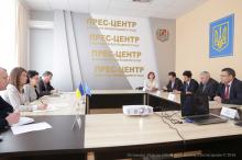 В облдержадміністрації обговорили «Програму обміну для облдержадміністрації» та «Програму обміну для міст»