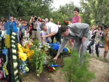 У Рубіжному пройшли урочисті заходи до відзначення річниці визволення від незаконних збройних формувань міста