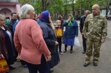 У Стаханівець, що на лінії вогню, відмовляються їздити маршрутники й “швидка”