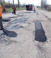 На Луганщині триває ремонт автомобільних доріг
