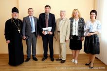 Відбулася зустріч заступників голови облдержадміністрації Юрія Клименка та Ольги Лішик з Героєм України, лауреатом Державної премії ім. Т.Г.Шевченка, письменником, громадсько-державним діячем Левком Лук’яненком