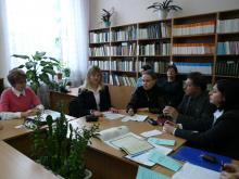 Круглий стіл